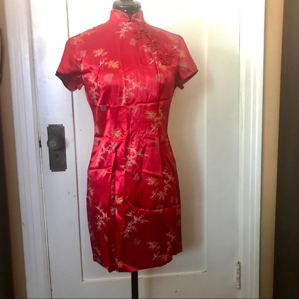True Vintage 90s red dress. Excellent condition.